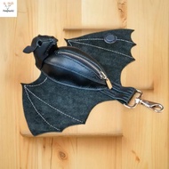 [pes] Leather Bat Coin Purse With Bat Keychain - Bat-Themed Zippered Coin Pouch Wallet Suitable For 