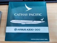 1:400 JC Wings 國泰航空 A330-300 (B-LAJ) 飛機模型