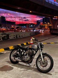 SR400 YAMAHA flatracker 