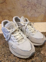 Mizuno Wave Rider Beta