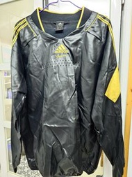 Adidas Professional 黑色金邊棒球外套