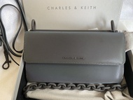 Charles & Keith 多用途袋 銀包 手機袋 斜孭袋 灰色 幻彩色
