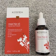 澳洲 kosmea 熬夜小金油 玫瑰果油 42ml 精華液 果油淡化痘印 美白提亮膚色保濕修護kosmea玫瑰果油