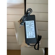 Charger 5s 18v- 21v3A and 4s 12v-16,8v3A
