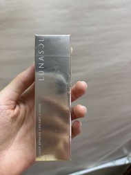 LUNASOL 粉底液 OC02