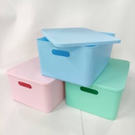กล่องเก็บของพร้อมฝา พร้อมส่ง !! กล่องเก็บของอเนกประสงค์ ใส่ของเล่น ของใช้ ใส่เสื้อผ้า งานไทย  มี 2 ขนาด 3 สี