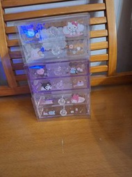 hello kitty kuromi 化妝品、飾物、收納盒、箱、櫃