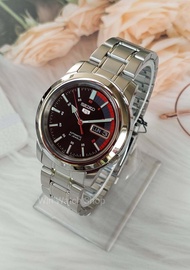 SEIKO 5 Automatic  รุ่น SNKK31K1 นาฬิกาข้อมือผู้ชาย สายแสตนเลสสีเงิน หน้าปัด สีดำ แดง -ของแท้ 100% ร