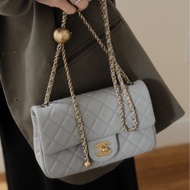 ✨Chanel 灰色金球CF大mini 有保卡 99閒置新🩶