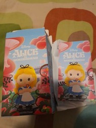 花朶 Alice with Flower 愛麗絲夢遊仙境 Alice in Wonderland 迪士尼 Disney Pop Mart 盲盒