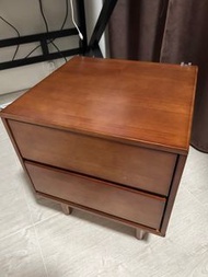 木製雙抽屜床頭櫃