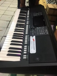 ! KEYBOARD YAMAHA PSR S775 ORIGINAL RESMI PAKET COMPLETE -