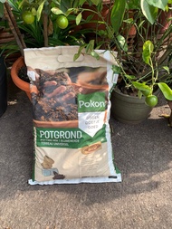 POKON Organic Potting Mix (10 L) fertiliser authorized for use in organic farming in with EU regulations 834/2007 and 889/2008. Pokon EKO-Mix 10-4-4, has also been included in the Dutch list for biological agriculture. Garden Soil &amp; fertilizer