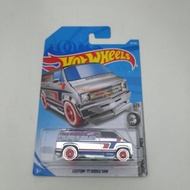 HOT WHEELS CUSTOM 77 DODGE VAN