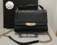 🎉新年優惠價🎉  Chanel 牛皮郵差包