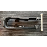 YAMAHA Y15ZR V1 CHAIN GUARD WITH PIN