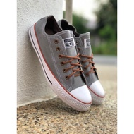 CONVERSE CHUCK TAYLOR (39-44)