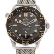 （現貨）全新26年Date OMEGA 歐米茄 海馬系列 21090422001001SEAMASTER 210.90.42.20.01.001(007 Edition) 鈦合金 占