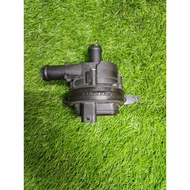 MERCEDES W212 E300 M651 AUXILLARY WATER COOLANT PUMP 0005000686 ( 3PIN )