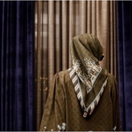 VIVIZUBEDI EUNICE SCARF preloved worn once