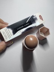 - 全新Fenty Beauty by Rihanna Match Stix 霧面輪廓修容棒 (Mocha 03)