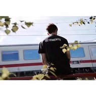 Stee VETEMENTS STAFF Basic Unisex T-shirt