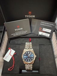 全新帝舵配貨價Tudor Black Bay One 39 mm藍色錶盤