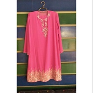 Baju kurung manik dan lace