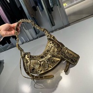 巴黎世家Balenciaga 金色cagole 腋下包