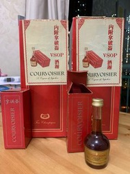 兩枝拿破侖Courvoisier VSOP Cognac干邑及酒辦(原裝盒)