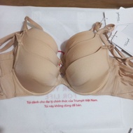 MAXIMIZER 280 WHU women's bra is a high-end Triumph product line with underwire, push-up foam size 7