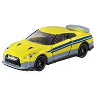 TOMICA Nissan GT-R Dr. Huang Shinkansen Transforming Robot CW Tokai Model