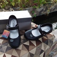 Latest viral school shoes for girls size 31-35 girls shoes shoes for girls kids shoes girls