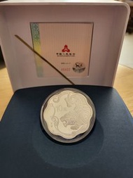 2022 虎年30克梅花形紀念銀幣