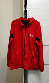 全新NTU男款xl碼紅色薄款外套