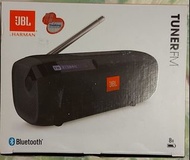 行貨JBL BLUETOOTH + TUNER FM SPEAKERS     (COLOR BLACK & WHITE )  (BRAND NEW /未拆封)  原價/RRP$899