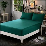 HIJAU KATUN READY STOCK Zippered bed sheet with plain cotton foam mattress cover. Size 90,120,160,18
