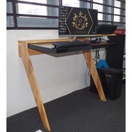 PERSONAL COMPUTER  DESIGNER TABLE