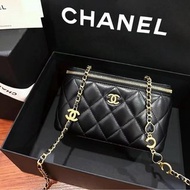 5/4 Update｜門市現貨🖤Chanel 22K Small vanity with special chain 黑色 心心鏈條長盒子/化妝包 全新剛到店 Full set 連專門店單據❤️可陪驗💯