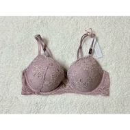 Victoria's Secret bra (size 34C push up)