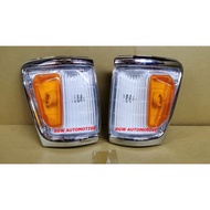 TOYOTA HILUX LN106 / LN105 / LN107 1990 - 1997 YEAR PARKING CORNER LIGHT / SIGNAL ANGLE LAMP LAMPU D