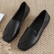 Ranger Store  2022 ใหม่รองเท้าหนังขนาดเล็กผู้หญิงสไตล์อังกฤษรองเท้าส้นแบน loafer รองเท้า