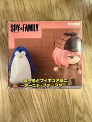 Furyu Hold Figure Mini SPY x FAMILY間諜家家酒 Ania Anya Forger 安 妮亞 SPYxFAMILY 間諜過家家佛傑 Bond DOG 彭德Penguin