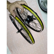 Roda depan belakang Brompton BWR wheelset from CHPT3 V3 like new