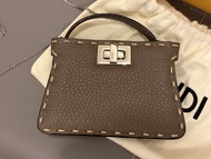 罕有Fendi Nano Peekaboo 99.9% new