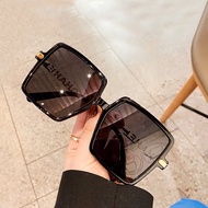 Cermin mata hitam bingkai besar personaliti cermin mata hitam huruf bertatahkan berlian mata bingkai hitam dengan cermin