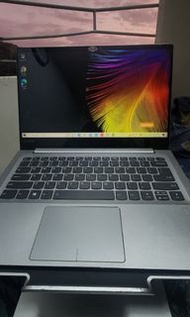 Lenovo Ideapad 720s (i7-7th gen)