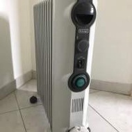 Delonghi 安全充油式電暖爐