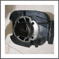 Cylinder block dt100b yamaha dt 100b Original