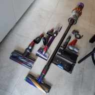 Dyson v15 detect total clean stick vacuum cleaner